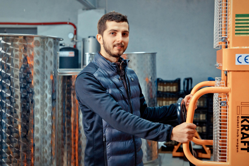 Mai mult decât un suc: o afacere crescută cu suflet și responsabilitate